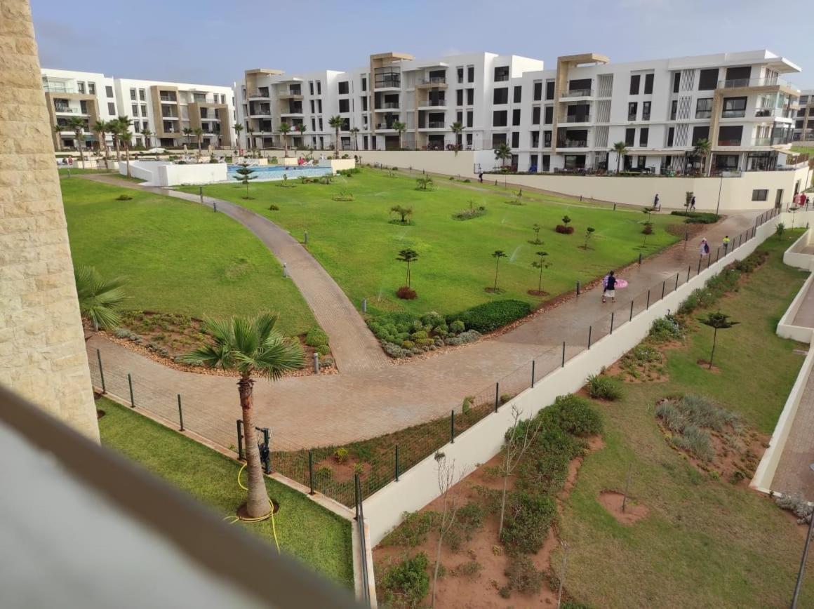 Bel Appartement A Plage Des Nation Salé Luaran gambar